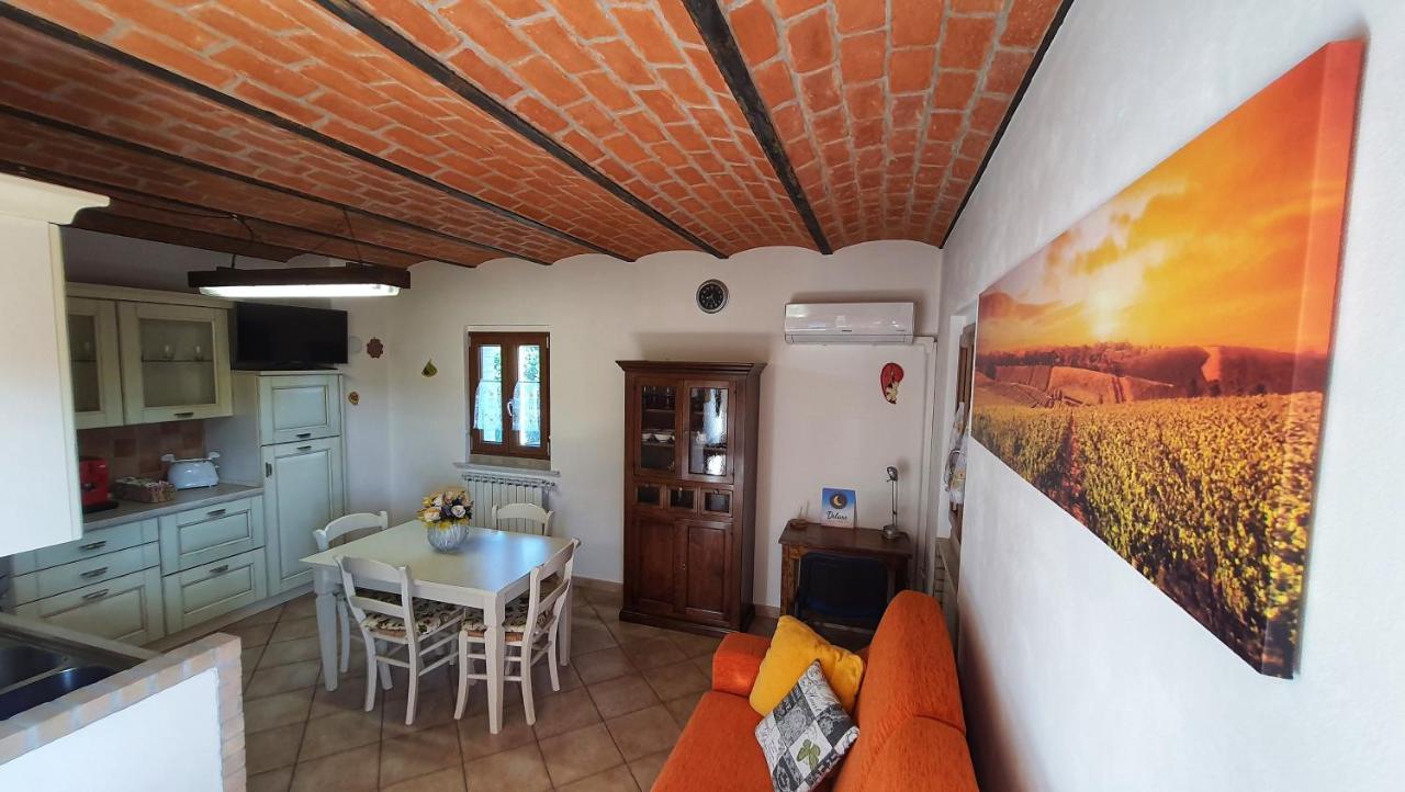 Spicchio Di Luna - Casa Vacanze Albiano Magra Eksteriør billede