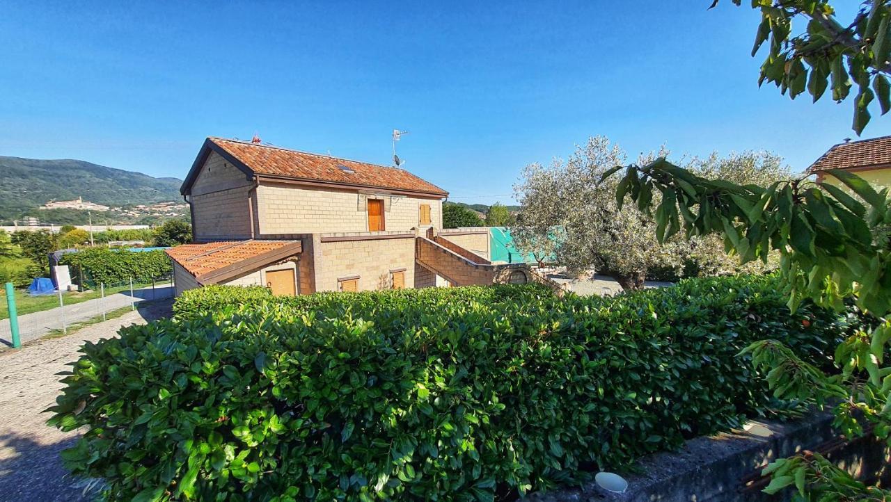 Spicchio Di Luna - Casa Vacanze Albiano Magra Eksteriør billede
